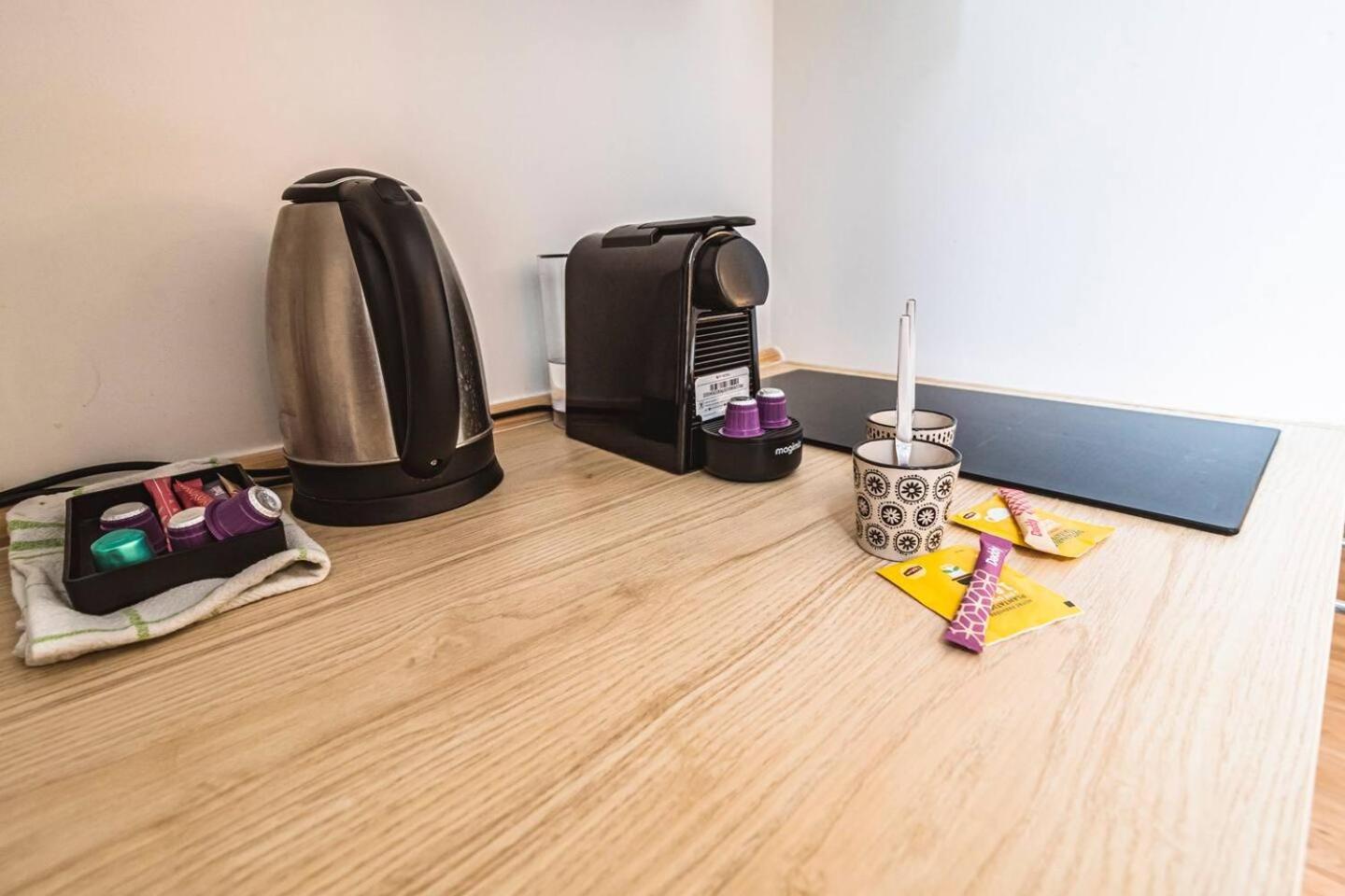 Pink, Appartement En Plein Coeur De ריימס מראה חיצוני תמונה